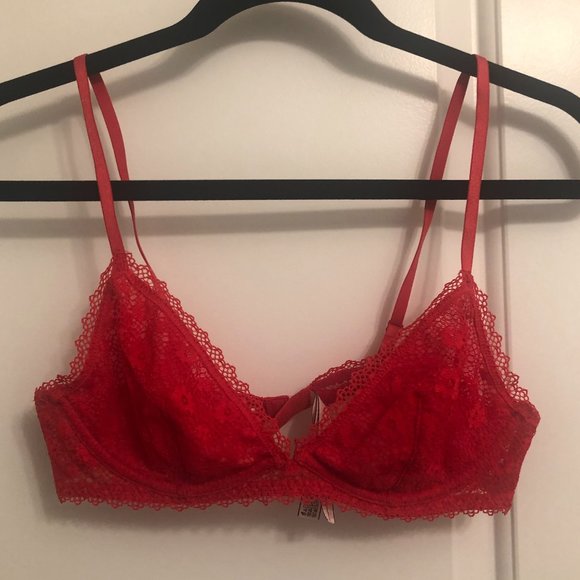 VS red lace bralette